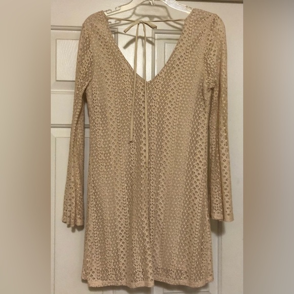 Annianna Woman’s Mini Dress. - Picture 3 of 9